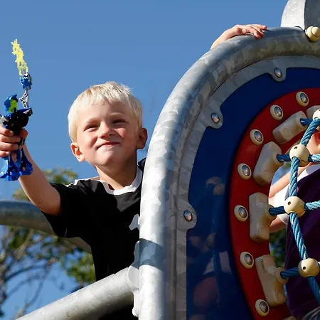 6 Person In Skaerbaek-by Traum *